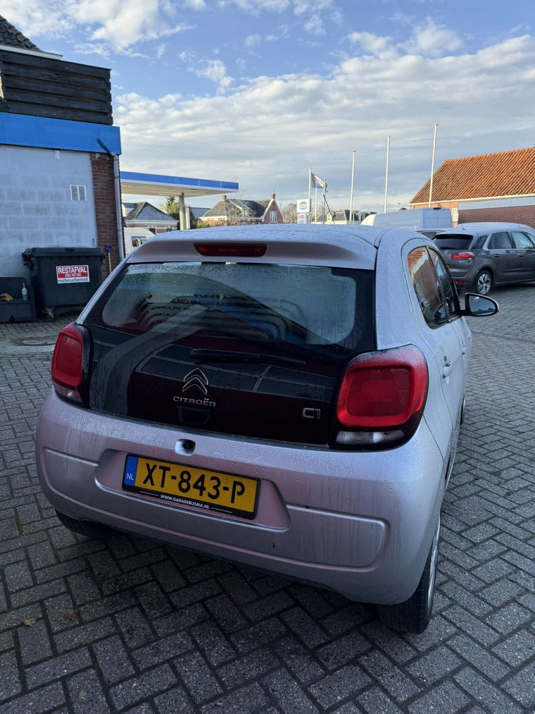 Vehicle Image 13