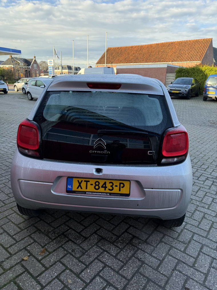 Vehicle Image 14