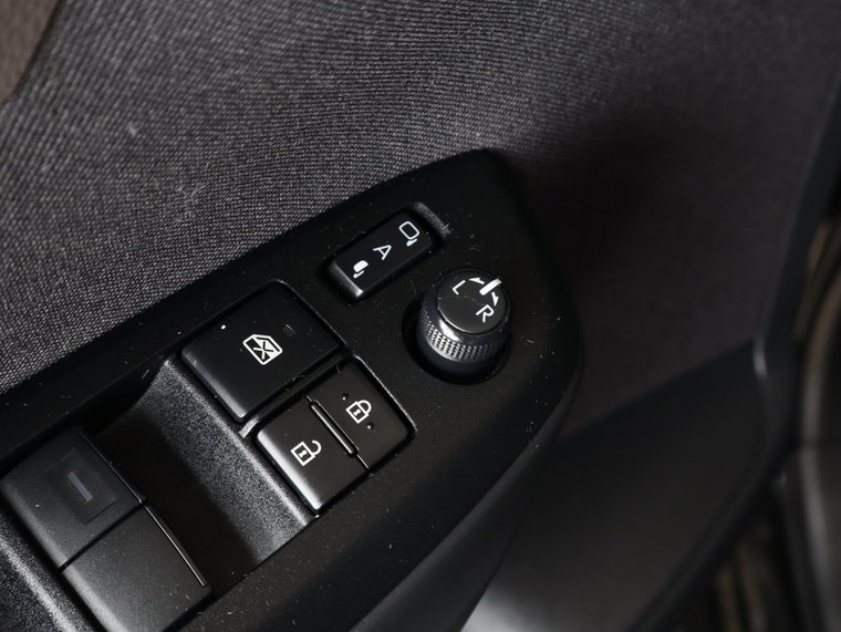 Vehicle Image 33