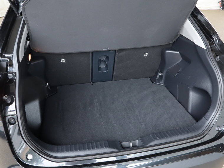 Vehicle Image 38