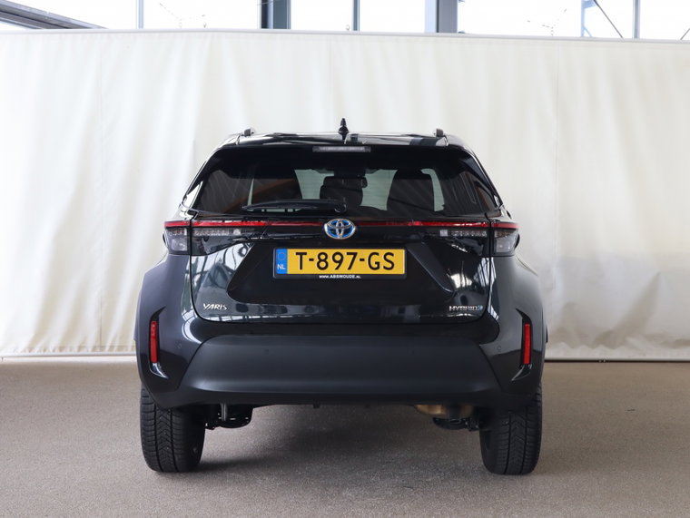 Vehicle Image 6
