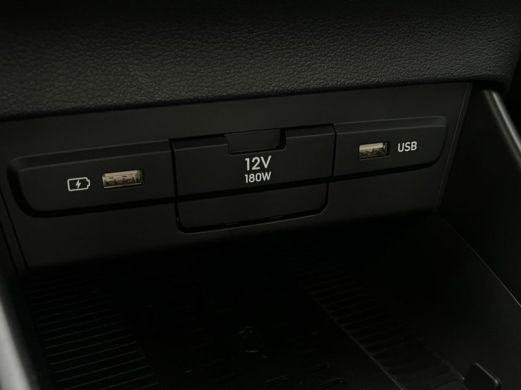 Vehicle Image 24
