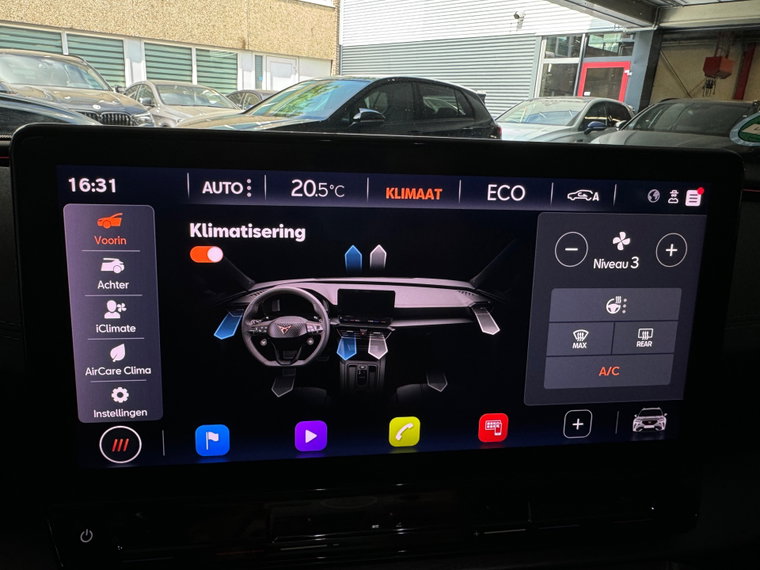 Vehicle Image 31