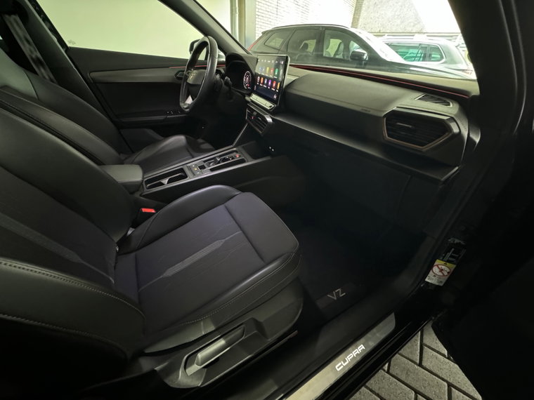 Vehicle Image 33