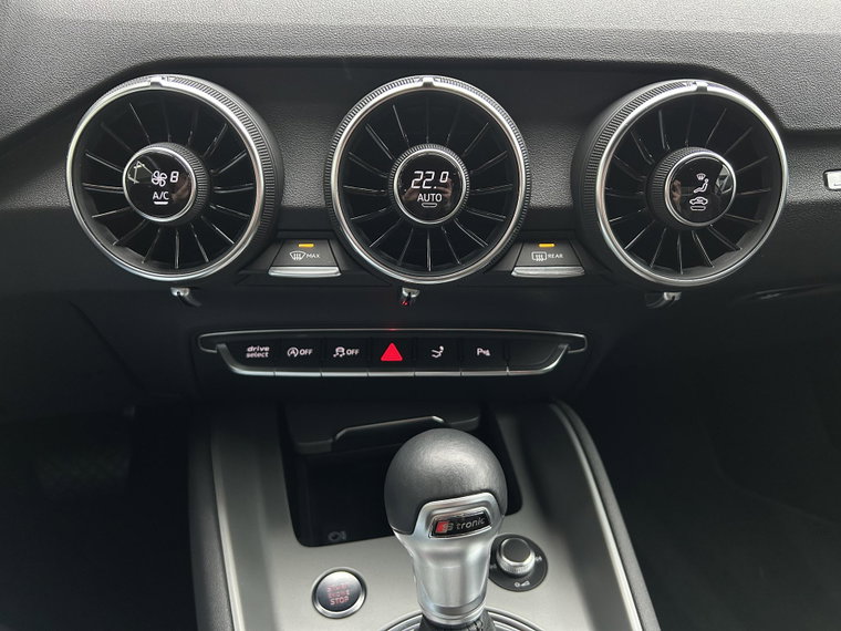 Vehicle Image 27