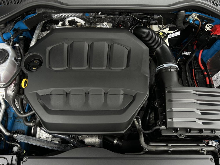 Vehicle Image 35