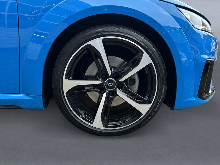 Vehicle Image 36