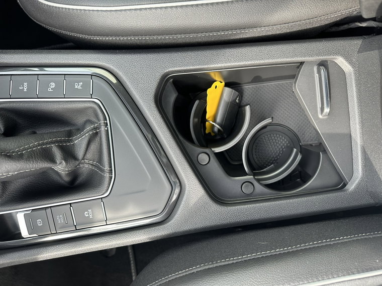 Vehicle Image 27