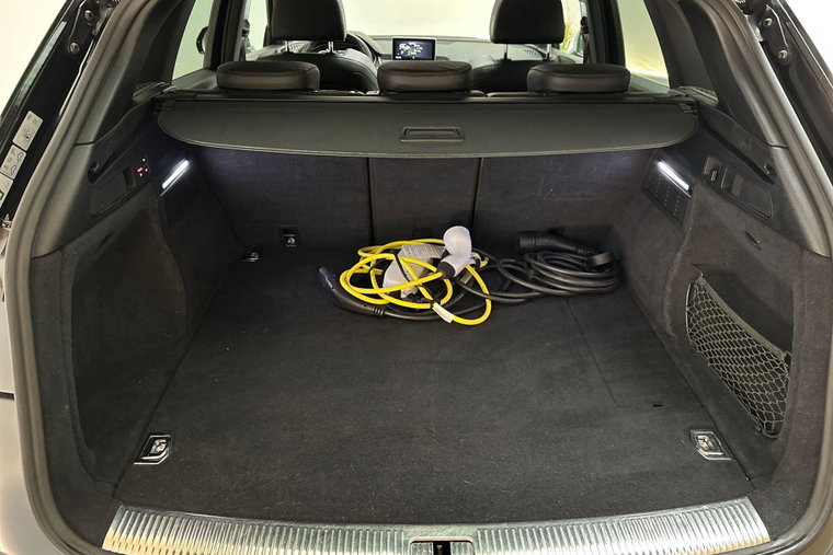 Vehicle Image 37