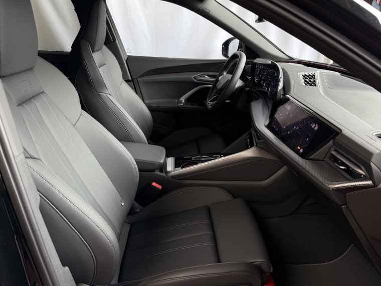 Vehicle Image 39