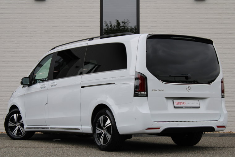 Vehicle Image 27
