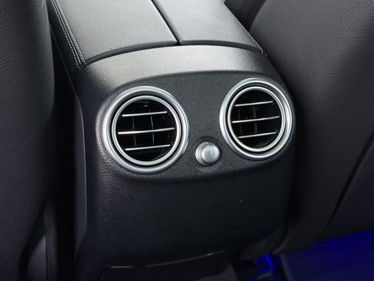 Vehicle Image 28