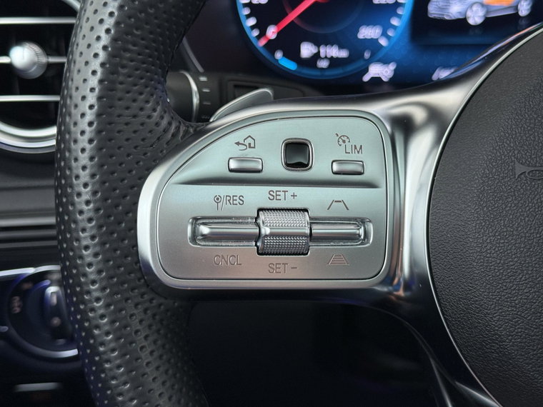 Vehicle Image 34