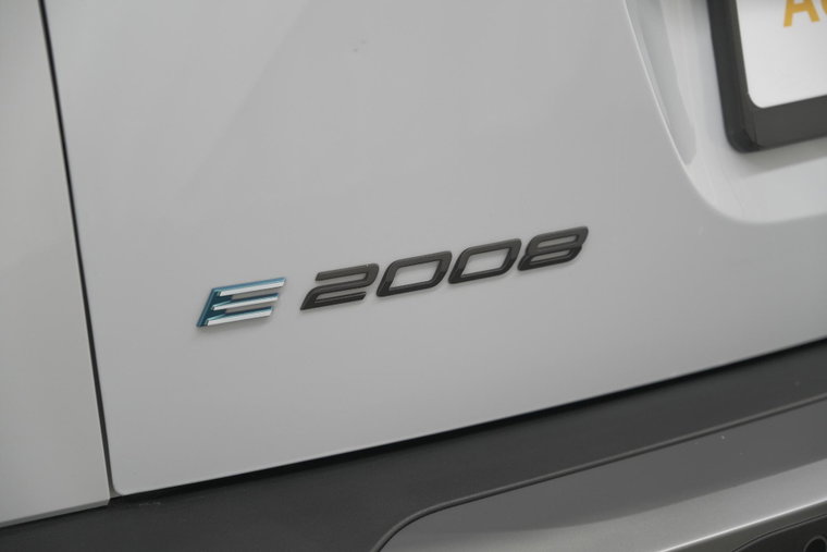 Vehicle Image 27