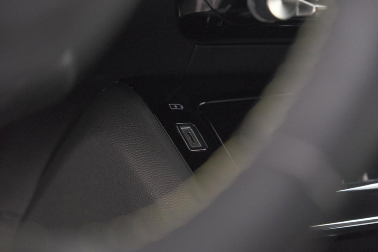 Vehicle Image 47