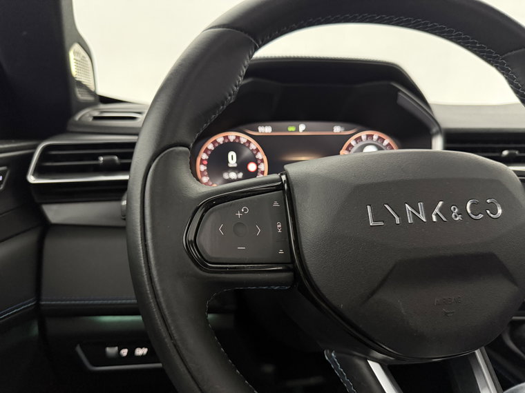 Vehicle Image 22