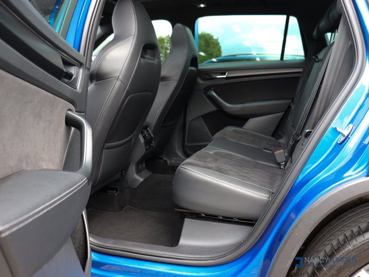 Vehicle Image 37