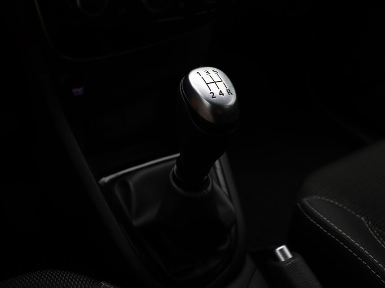 Vehicle Image 27