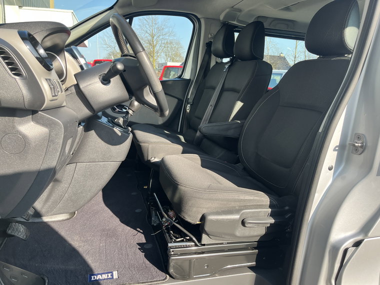 Vehicle Image 26