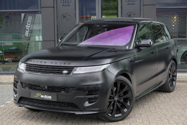 Vehicle Image 4