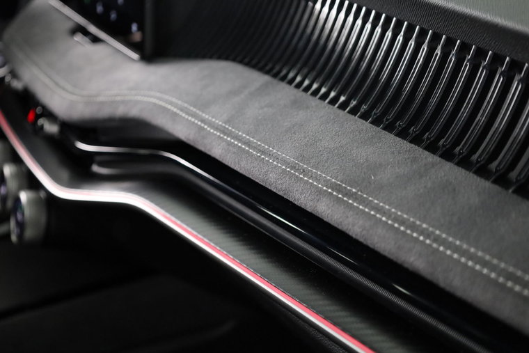Vehicle Image 36