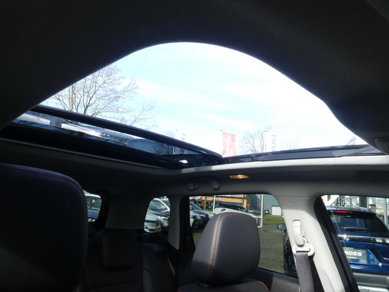 Vehicle Image 33