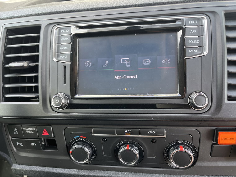 Vehicle Image 40