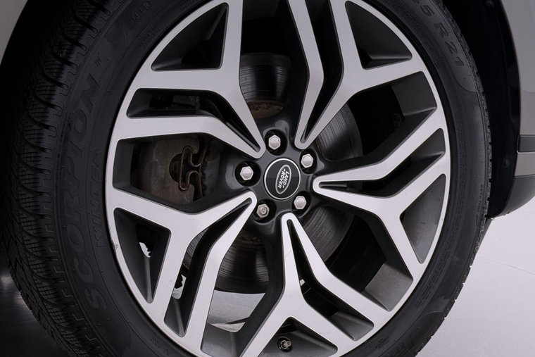 Vehicle Image 18