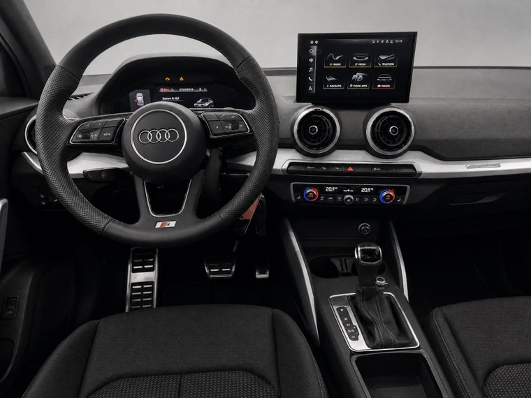 Vehicle Image 12