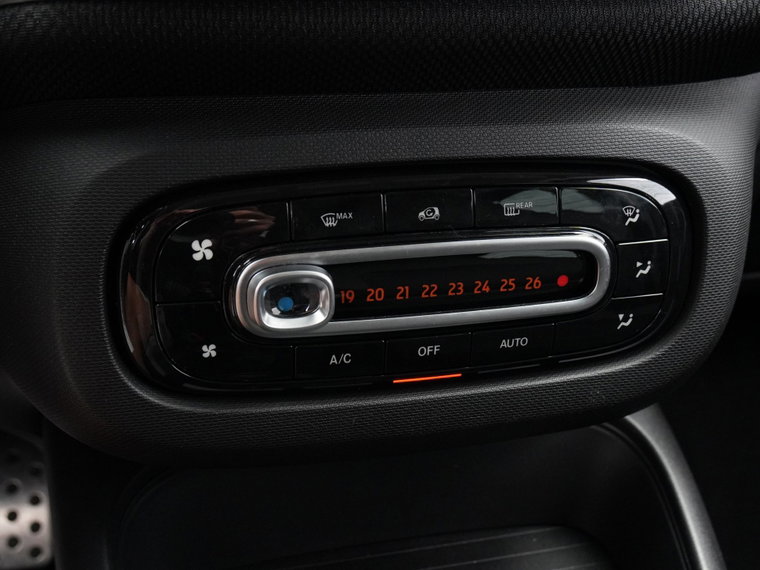 Vehicle Image 40