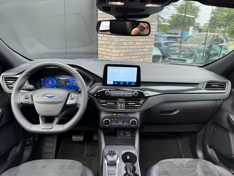 Vehicle Image 27
