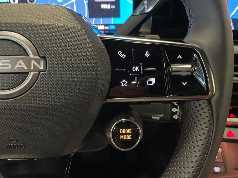Vehicle Image 40