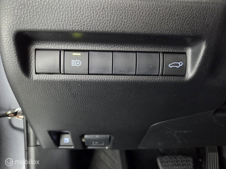Vehicle Image 40