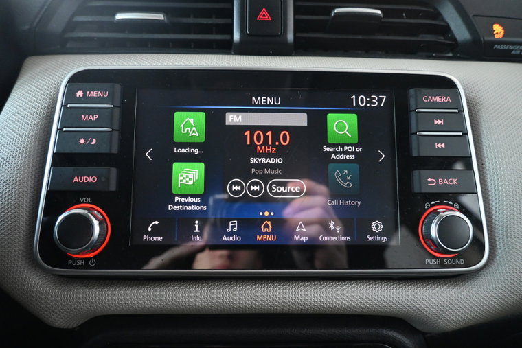 Vehicle Image 25