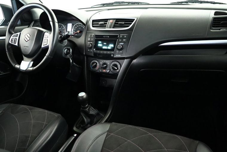 Vehicle Image 7