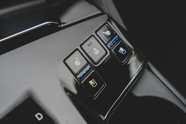 Vehicle Image 33