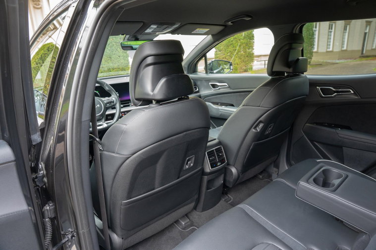 Vehicle Image 39