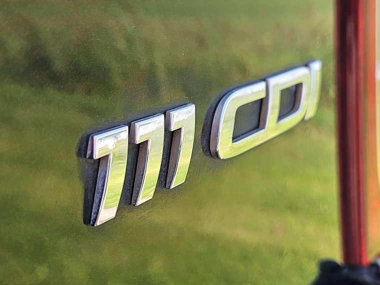 Vehicle Image 17