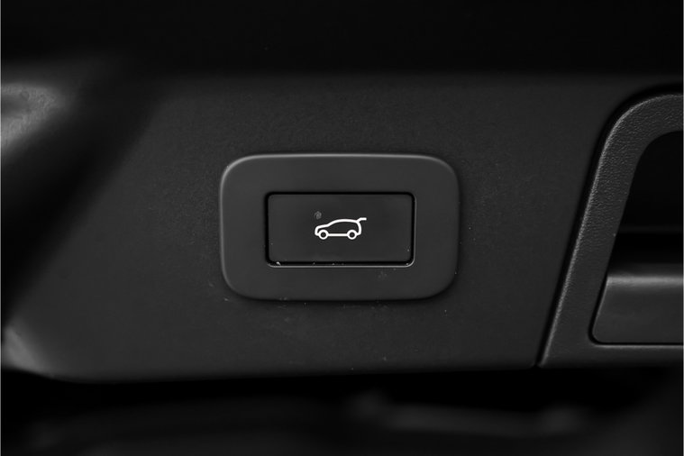 Vehicle Image 48