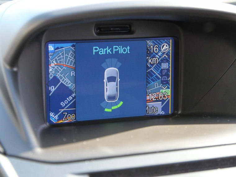 Vehicle Image 8