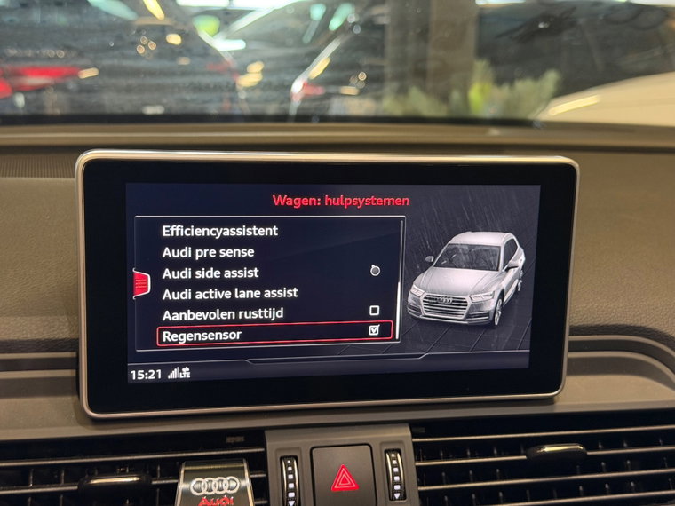 Vehicle Image 21