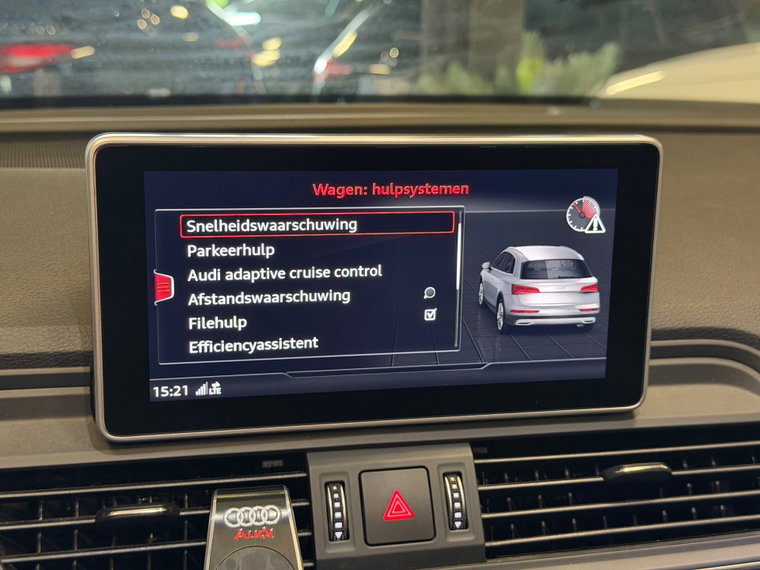 Vehicle Image 23
