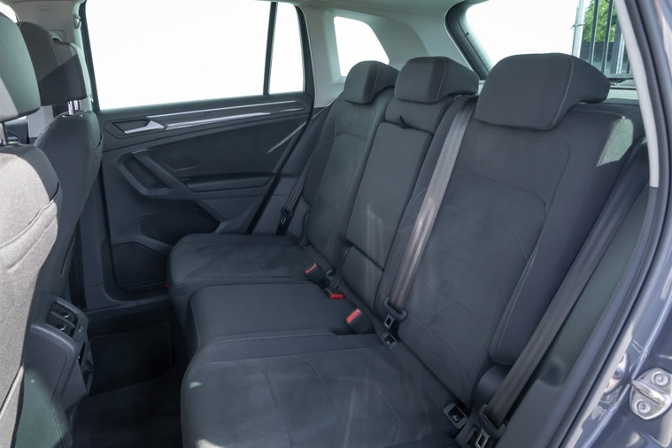Vehicle Image 38