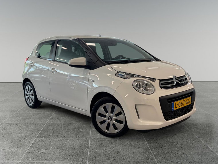 Vehicle Image 4