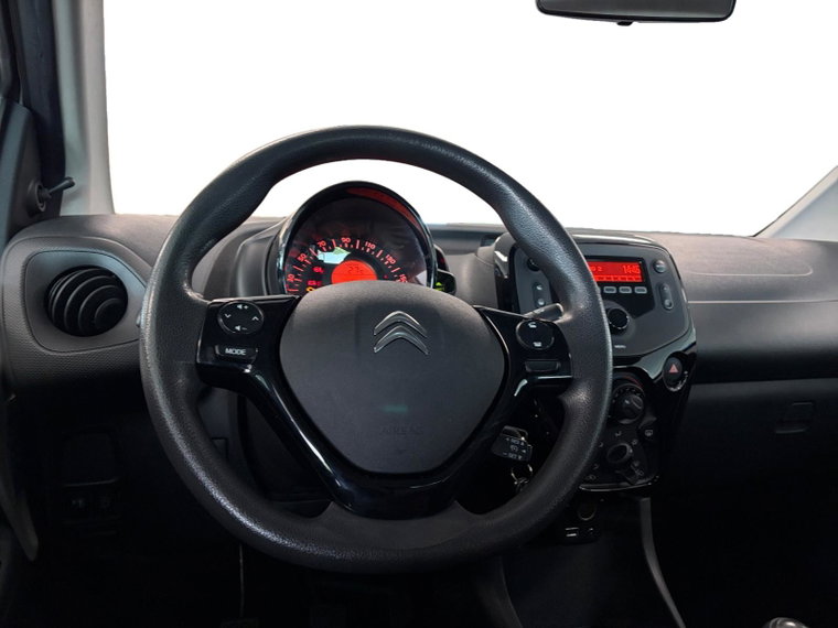 Vehicle Image 11