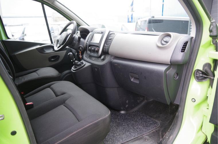 Vehicle Image 17