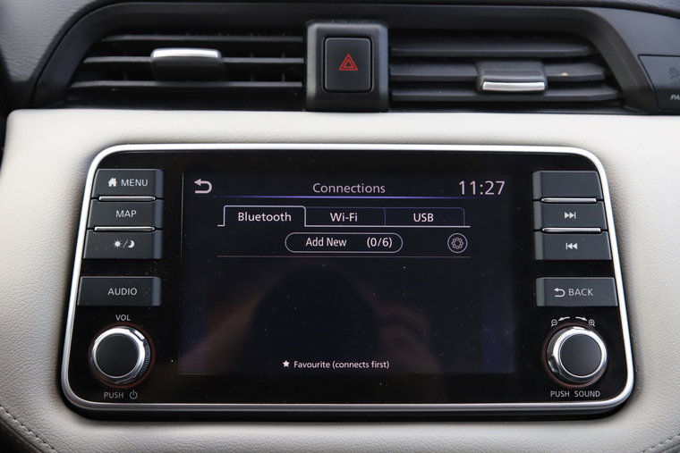 Vehicle Image 30
