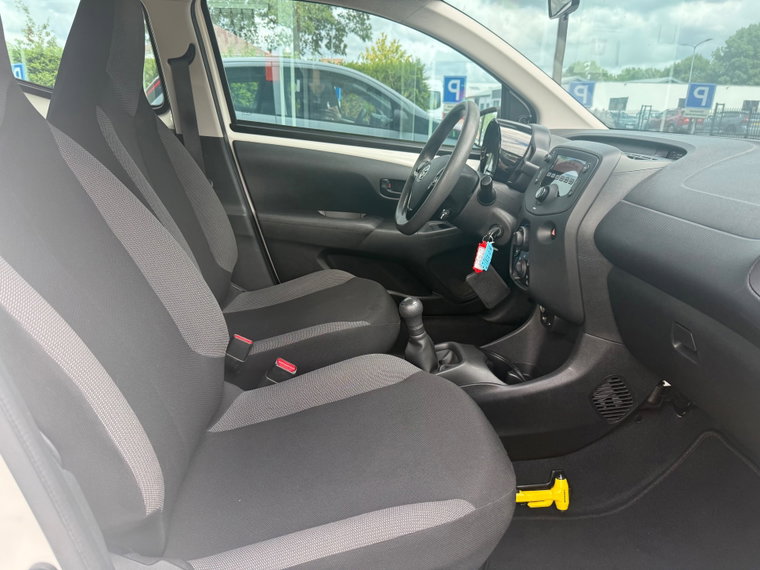 Vehicle Image 20