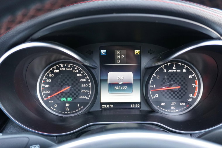 Vehicle Image 30