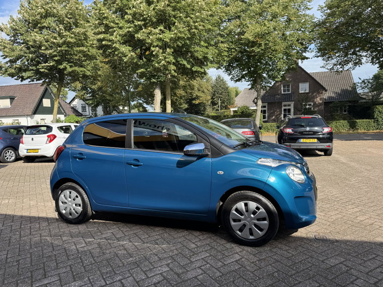 Vehicle Image 14
